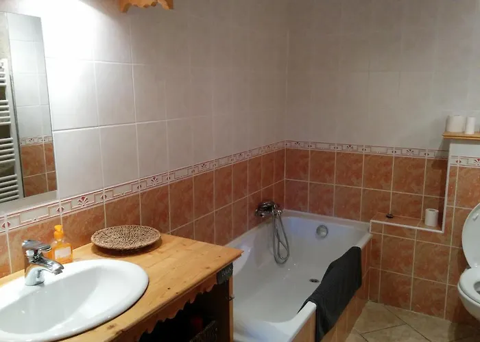 Les Chanterelles Montmin Сasa de vacaciones *